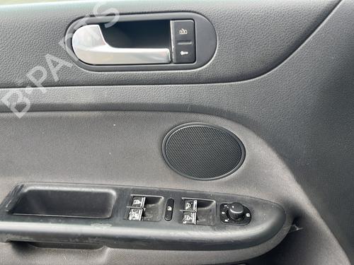 Front left door window VW GOLF PLUS V (5M1, 521) 1.9 TDI | BP29340764C18 