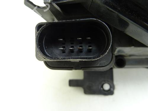 Used Left headlight VW POLO (6N2) 1.4 TDI (75 hp) 25268550