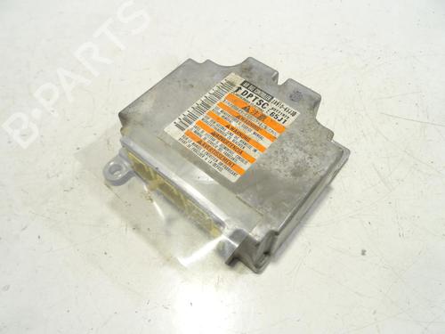 Used ECU airbags SUZUKI GRAND VITARA II (JT, TE, TD) 1.9 DDiS All-wheel Drive (JT419, TD44, JB419WD, JB419XD,... (129 hp) 26056385