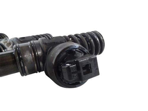 Used Injector Injector VW GOLF V (1K1) 1.9 TDI (105 hp) 35888198 35888198