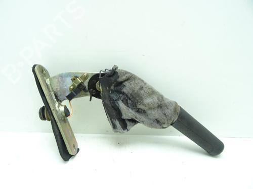 Travão de mão LAND ROVER DISCOVERY II (L318) 2.5 Td5 4x4 (139 hp) 31924978