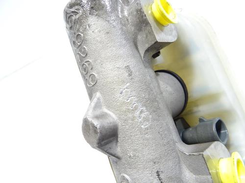 Brake master cylinder CHRYSLER VOYAGER IV (RG, RS) 2.8 CRD | BP29340820M77 