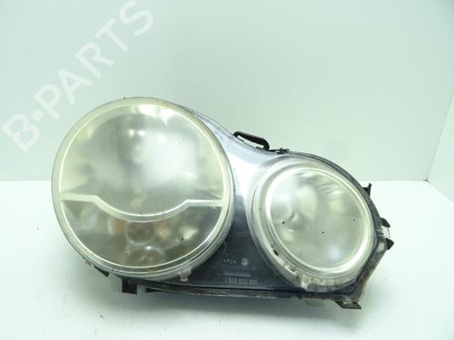 Used Right headlight VW POLO IV (9N_, 9A_) 1.4 16V (75 hp) 29484658