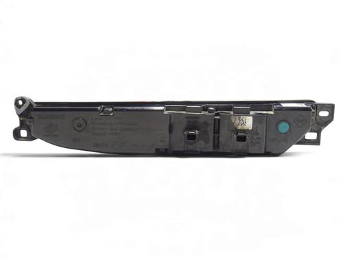 Reverse light RENAULT MEGANE E-TECH SUV EV60 (BNJ1) | BP40016618C36 - Image 5