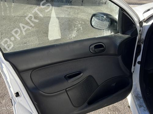 Fuse box PEUGEOT 206+ (2L_, 2M_) 1.1 | BP37865040E1  - Image 15