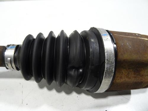 Used Right front driveshaft Right front driveshaft DACIA DUSTER (HS_) 1.5 dCi 4x4 (HSMC, HSMD) (110 hp) 30817550 30817550