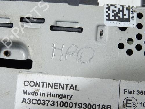 Used Radio Radio 28054938 28054938