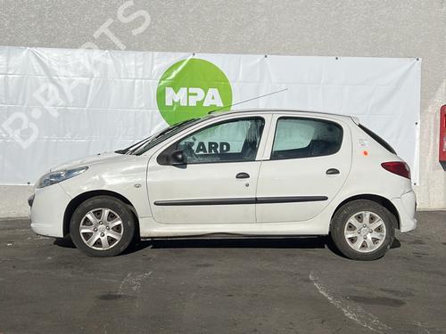 Fuse box PEUGEOT 206+ (2L_, 2M_) 1.1 | BP37865040E1  - Image 9