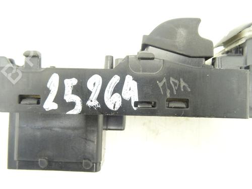 Used Left front window switch Left front window switch DS DS 3 (SA_) 1.2 VTi 82 (SAHMZ6) (82 hp) 28195861 28195861
