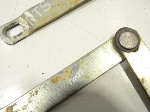 hingedoor-check-strap-isuzu-d-max-ii-tfr-tfs-2012-25141770 main image