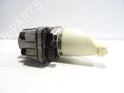 Used Steering pump OPEL ZAFIRA / ZAFIRA FAMILY B (A05) 1.9 CDTI (M75) (150 hp) 28523345