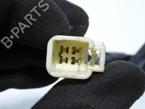 Seat buckle TOYOTA YARIS (_P9_) 1.4 D-4D (NLP90_, NLP90R) | BP29585629I32 