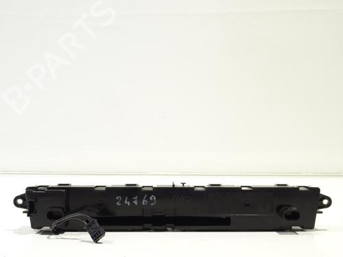 Switch BMW 1 (F20) 118 d | BP25487875I30