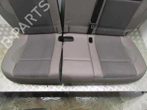 Rear seat PEUGEOT 2008 I (CU_) 1.2 THP 110 / PureTech 110 | BP25588140C17 - Image 5