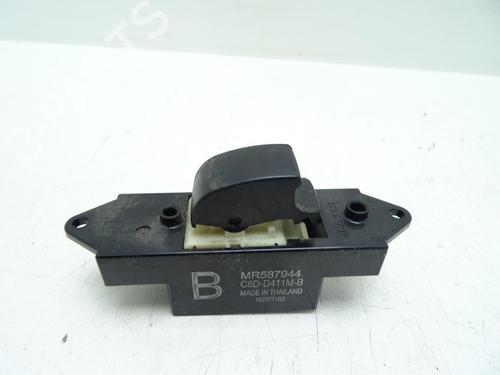 Used Right rear window switch CITROËN C4 AIRCROSS 1.8 HDi 150 AWC (150 hp) 31313468