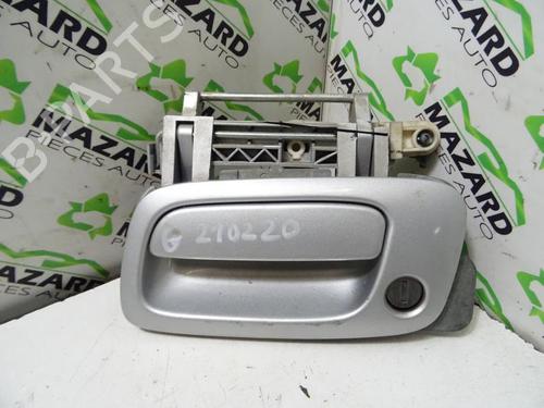 Used Front left exterior door handle OPEL ZAFIRA A MPV (T98) 2.2 DTI 16V (F75) (125 hp) 21825593