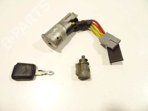 Used Ignition barrel RENAULT ESPACE II (J/S63_) 2.1 TD (J633, J634, J/S635, J/S63D) (88 hp) 25269146