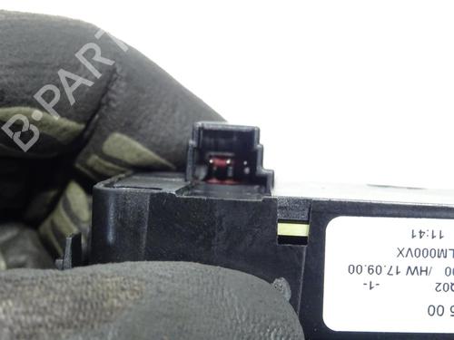 switch-mercedes-benz-cla-c118-2019-31313494 main image