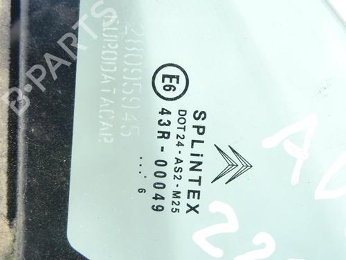 front-left-quarter-glass-citroen-c3-pluriel-hb_-2003-24454620 main image