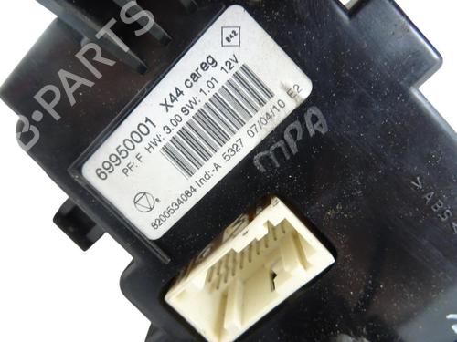 climate-control-renault-twingo-ii-cn0_-2007-35888738 main image
