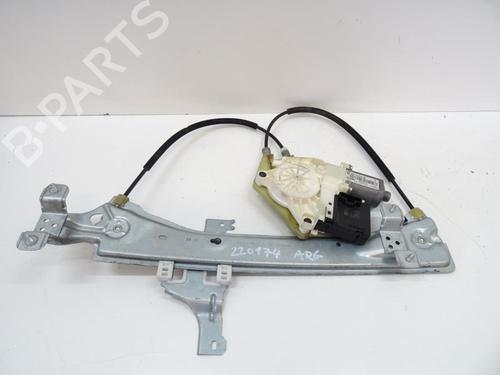 Elevador vidro trás esquerdo Elevador vidro trás esquerdo RENAULT MEGANE III Hatchback (BZ0/1_, B3_) 1.5 dCi (BZ09, BZ0D, BZ1W, BZ29, BZ14) (110 hp) 20068857 20068857