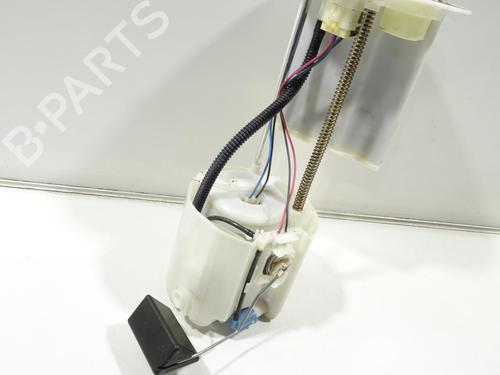 Used Fuel pump Fuel pump TOYOTA YARIS (_P13_) 1.5 Hybrid (NHP130_, NHP130) (101 hp) 23787286 23787286