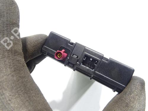 antennabase-audi-a3-sportback-8va-8vf-2012-2013-2014-2015-2016-2017-2018-2019-2020-2021-29255438 main image