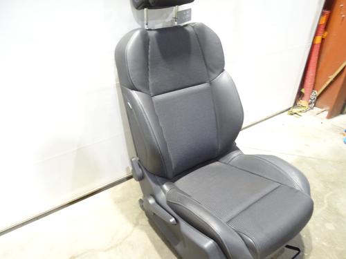 Right front seat PEUGEOT 508 SW I (8E_) 2.0 BlueHDi 180 | BP29304726C16 