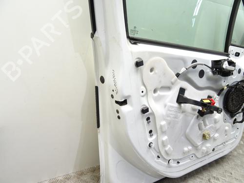 Left front door PEUGEOT 208 I (CA_, CC_) 1.6 HDi / BlueHDi 75 | BP27723240C2