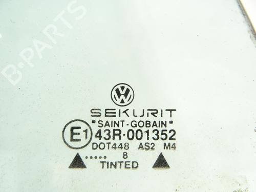 rear-left-quarter-glass-vw-golf-iv-cabriolet-1e7-16-1e0845041a-1998-1999-2000-2001-2002-22596350 main image