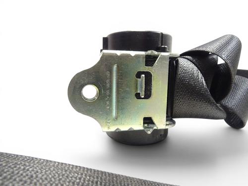 Sikkerhedssele bag højre Sikkerhedssele bag højre OPEL ZAFIRA TOURER C (P12) 1.6 CDTI (75) (136 hp) 37589454 37589454
