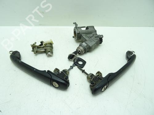 Used Ignition barrel VW POLO (6N2) 1.4 16V (75 hp) 31573858