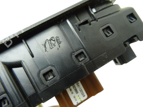 left-front-window-switch-dacia-duster-hm_-2017-40054296 main image