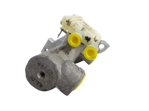 Used Brake master cylinder Brake master cylinder 39137708 39137708