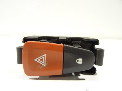 Used Warning switch RENAULT MEGANE CC (EZ0/1_) 1.9 dCi (EZ0J, EZ1S) (131 hp) 32083934