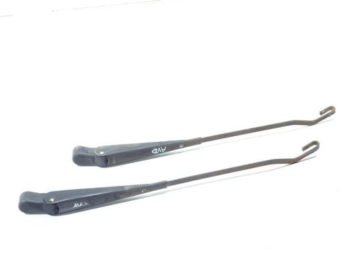 Used Front windshield wiper arm NISSAN PATROL GR V Wagon (Y61) 2.8 TD (129 hp) 29124390