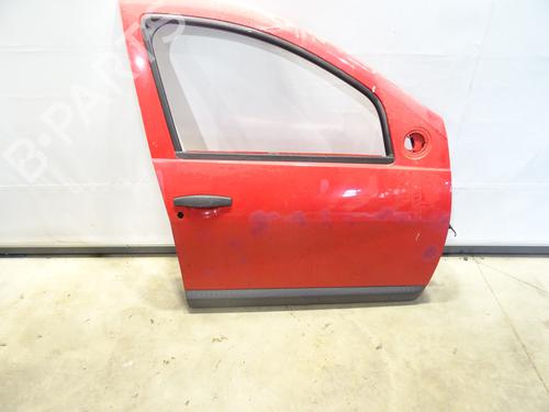 Used Right front door DACIA SANDERO 1.4 MPI LPG (72 hp) 31300934