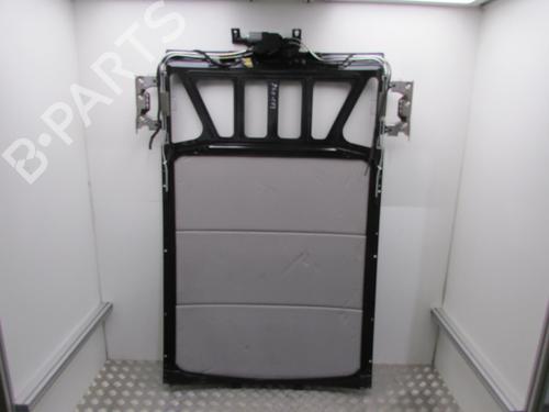 Used Sunroof NISSAN QASHQAI / QASHQAI +2 I (J10, NJ10, JJ10E) 2.0 dCi All-wheel Drive (150 hp) 21046717