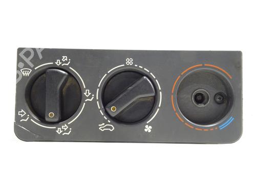 Used Climate control PEUGEOT 205 I (741A/C) 1.7 Diesel (60 hp) 30484626