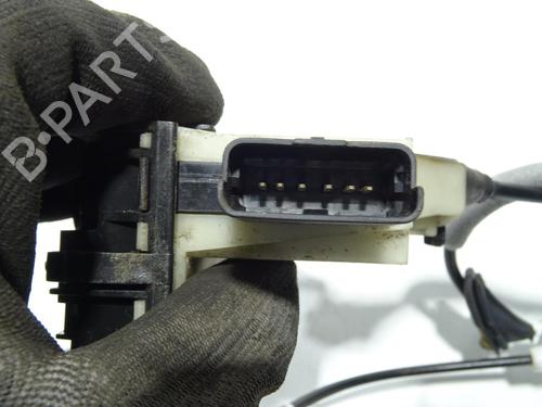 Rear left lock PEUGEOT 2008 I (CU_) 1.2 THP 110 / PureTech 110 | BP29706265C100 