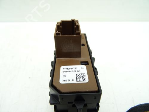 switch-opel-corsa-f-p2jo-2019-28140339 main image