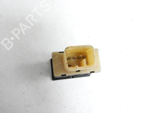 Spak kontakt TOYOTA LAND CRUISER 90 (_J9_) 3.0 TD (KZJ90_, KZJ95_, KZJ90R, KZJ95R, KZJ90W, KZJ95W) (125 hp) 22515342