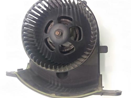 Used Heater blower motor RENAULT SCÉNIC II (JM0/1_) [2003-2010]  19705833
