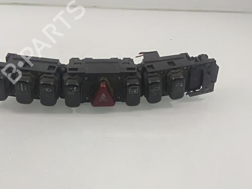 Used Warning switch MERCEDES-BENZ S-CLASS (W220) [1998-2005]  16824510