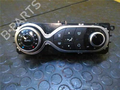climate-control-renault-clio-iv-bh_-2012-2013-2014-2015-2016-2017-2018-2019-2020-2021-5306984 main image
