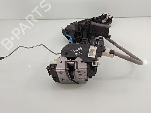 Venstre foran lås MERCEDES-BENZ GLA-CLASS (X156) GLA 200 CDI / d (156.908) (136 hp) 21808301