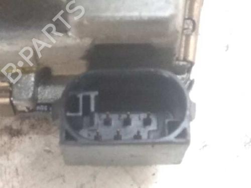 Throttle body PORSCHE 911 (996) 3.4 Carrera | BP5995152M82 