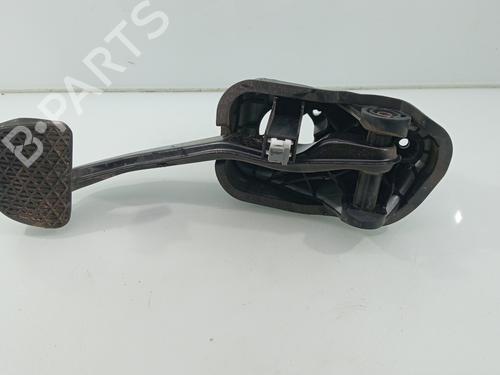 Pédale de frein MERCEDES-BENZ C-CLASS (W205) C 220 BlueTEC / d (205.002, 205.004) (170 hp) 31885423