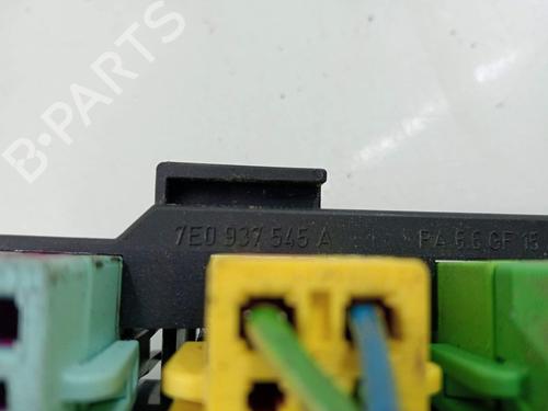 Fuse box VW TRANSPORTER T5 Van (7HA, 7HH, 7EA, 7EH) 1.9 TDI | BP40150601E1 - Image 5