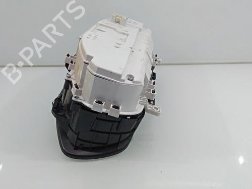 Instrument cluster VOLVO V40 Cross Country (526) | BP17684458C47